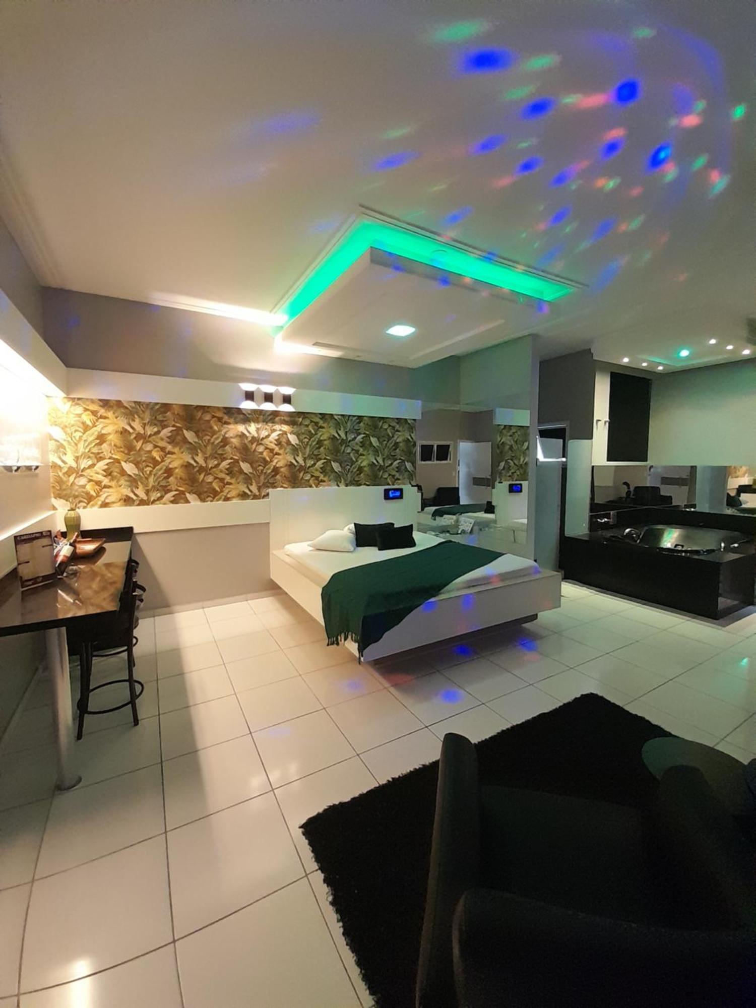 Top Motel Criciuma  Eksteriør bilde